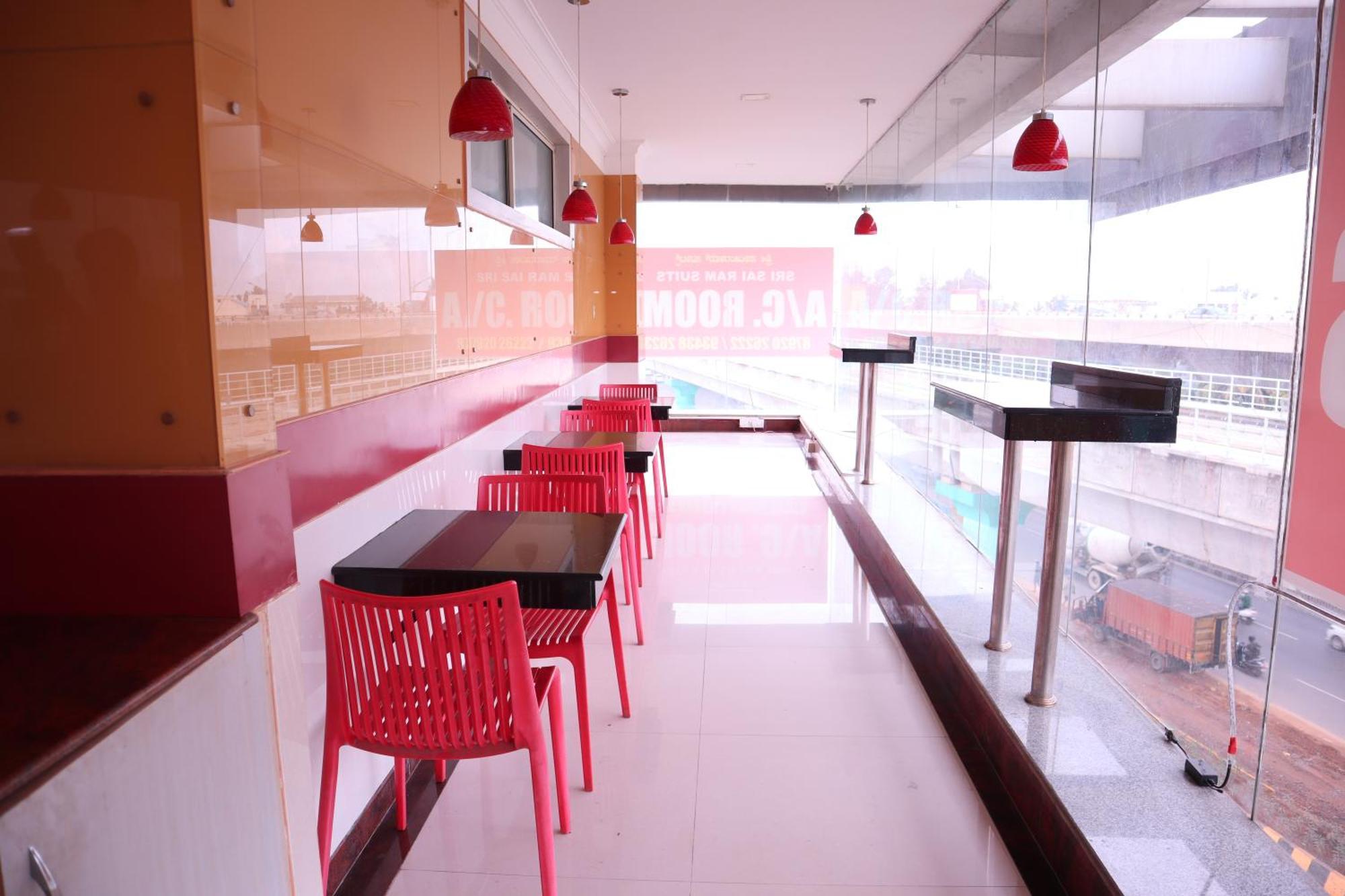 Sri Sai Ram Suites Bangalore Exterior foto